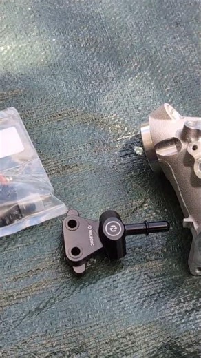 Installing Harley S&S manifold, Nicecnc fuel rail, 5.5 gps injectors - Part 1