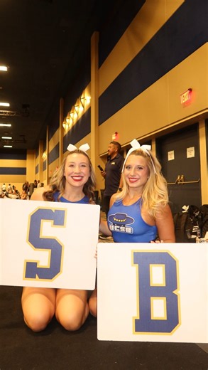 UC Santa Barbara Cheerleading on Instagram: "4 𝙨𝙞𝙙𝙚 𝙖𝙚𝙧𝙞𝙖𝙡𝙨 𝙗𝙚𝙘𝙖𝙪𝙨𝙚 𝙬𝙚’𝙧𝙚 𝙛𝙡𝙞𝙥𝙥𝙞𝙣𝙜 𝙤𝙣 𝙤𝙫𝙚𝙧 𝙩𝙤 𝙤𝙣𝙡𝙮 4 𝙢𝙤𝙧𝙚 𝙙𝙖𝙮𝙨 𝙪𝙣𝙩𝙞𝙡 𝘾𝙝𝙧𝙞𝙨𝙩𝙢𝙖𝙨! 🤸‍♀️🎁 #ucsb #gauchos #cheer #ucsbcheer"
