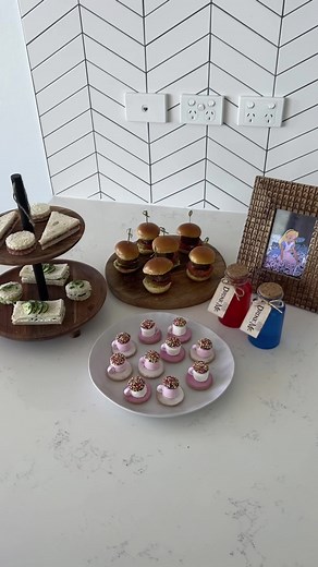 Disney Dinner & Movie: Alice in Wonderland - Part 5