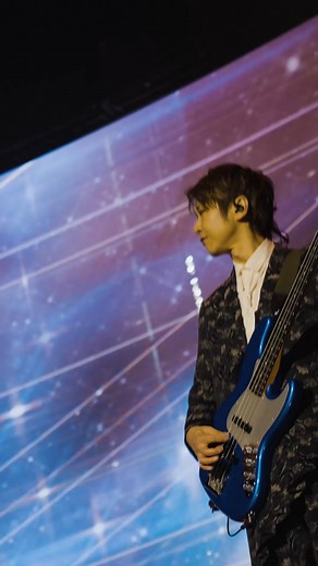 /／ GLAY 30th Anniversary GLAY EXPO 2024-2025 GRAND FINALE ＼ #GLAY / #なんて野蛮にECSTASY from ARENA TOUR 2024-2025 “Back To The Pops” #GLAY30th を締めくくるドームツアー この日だけの特別な瞬間を、共に創り出そう🎞✨ #GLAYEXPO 特設サイトはこちら👇 https://www.glay.co.jp/feature/glayexpo20242025_dome | GLAY