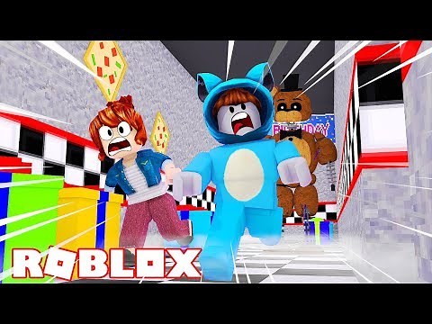 ¿PODRIAS ESCAPAR de FIVE NIGHT AT FREDDY por la NOCHE? 😱 BEBE MILO ROBLOX PIZZERIA FREDDY TIMO MORA