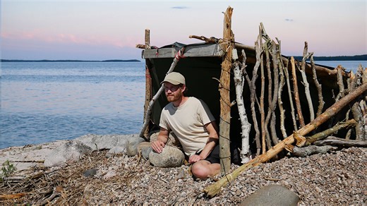 3 Days Solo on a Island: How to Build a Simple Beach Shelter!
