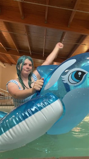 Fun with Inflatable Pool Floats: A Day in the Sun with Orky