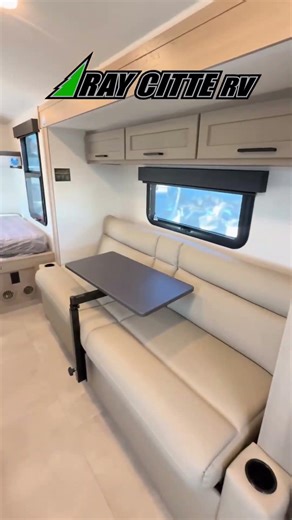 Who would love to what the sunrise come up in this trailer ? #explore #youtubeshorts