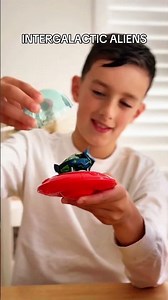 SMASHERS DINOALIENS VEGA INTERGALACTIC