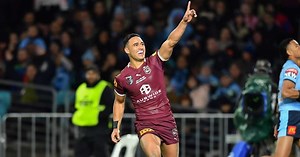 Ponga steps up to put Holmes over