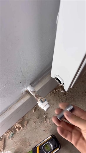 3.8K views · 38 reactions | Extending radiator valves to fit pipework #asmr #asmrsounds #plumbing #toolbag #pipes #tools #cleancopper #plumbertools #pressfit #soldering #copper #handtools #work #diy #howto #plumberlife | Mary Anthony | Facebook