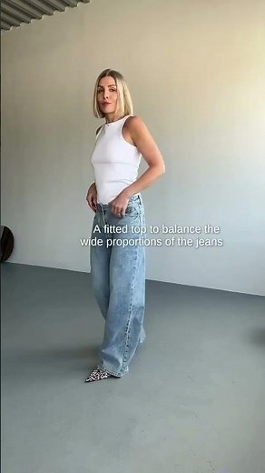 How to Style Oversized Jeans for a Chic Look #styleover40 #ootd #oversized