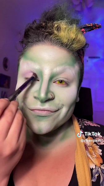 Frankie Stein Cosplay: Step-by-Step Guide