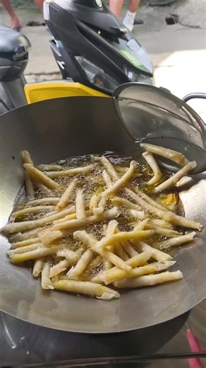 Homemade Cheese Sticks Tutorial: Easy Cutting Techniques