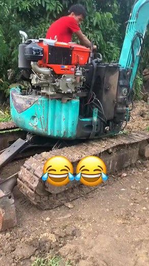 942K views · 6.5K reactions | Không gì cản được Ae. #tools #tips #tricks #bộkíchpin #engineering #engine #diesel #máy #mayd #máydầu #dụngcụmáy #máyxăng #máyxúc #máycày #máyphatđiện #mayxuc55 #máythủy | Bộ Đề Máy Nổ | Facebook