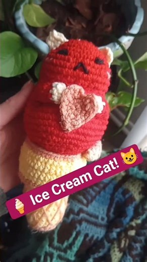 Making a... Ice Cream Cat! 🍨#crochet #kawaii #amigurumi #cat