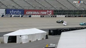 Caution out for JCR Fly & Form Structures, Inc. Chevy as gets loose running P9 - L8 with a great save. Comes down for a fresh set of Goodyears Dover Motor Speedway | Jeremy Clements Racing