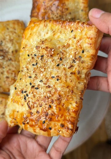 Ramadan Recipes - Chicken Cheese Pasties You need: 1 roll Puff pastry 2 chicken breast, diced very small 1 red onion, finely diced 2 tbsp cream cheese 2-3 tbsp cream (I used double but single works too) Handful fresh parsley, chopped (sub for coriander) Tbsp butter Tsp garlic purée (I used salted version) 1 cup grated cheddar cheese Seasoning: cumin, paprika, chicken seasoning, sumac, salt, pepper Cheese sauce: 3-4 slices American cheese, 2 tbsp milk. Egg yolk for egg wash How to: 1. In a frying