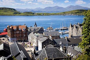 This Coastal Town Is Scotland’s Best-kept Secret — With Award-winning Whisky, Breathtaking Landscapes, and Outdoor Adventures