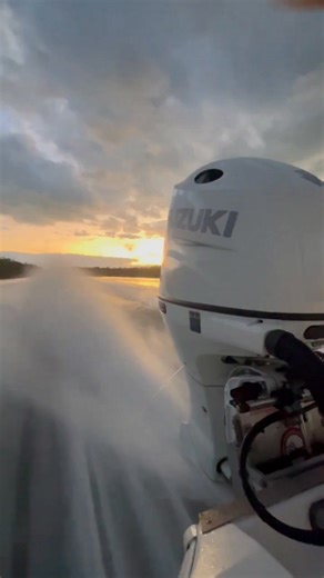 Late afternoon fly by | Fresco channel