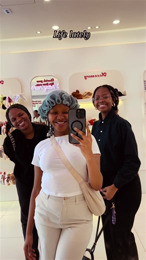 Life in Korea: Friendships, Board Games, and Bowling - Fun Moments