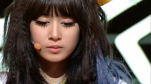 T-ara -为什么这样(魏东离) + YaYaYa SBS人气歌谣 101205 现场版