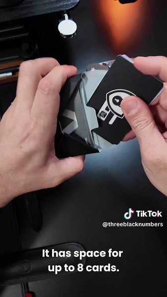 Hi Guys 🫶🏻 Snap Case Movas   Snap Field Wallet — Minimal carry, maximum functionality. Tried out the Snap Case Movas and the Snap Field Wallet today — and honestly, this combo just works. • The Snap Case fits perfectly, stays slim, and feels solid in the hand. • The Snap Field Wallet keeps cards and cash compact, easy to access, and without any extra bulk. • Together they make a smooth, minimalist everyday setup. If you’re into clean, functional EDC, this duo is hard to beat. Thank you @moft.u