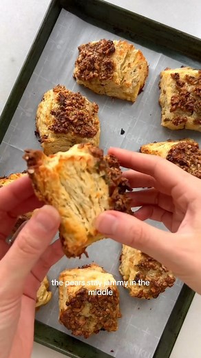 355K views · 8.7K reactions | These biscuits are light, flaky piles...