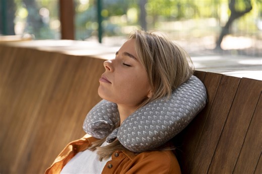 Best Pillow for Neck and Shoulder Pain