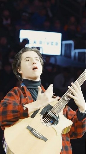 When your concert is at an NBA game…