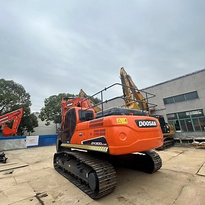 [Hot Item] Durable Doosan Dx300 Crawler Excavator with Advanced Hydraulic System Features