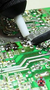 4.5K views · 32 reactions | Heat, Suck, and Done: The Ultimate Desoldering Gun Guide #dailylifehack #desoldering #diy #electrician # | Mr Knack & DIY | Facebook