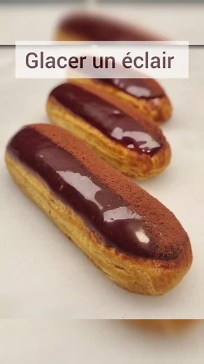 Glaçage Chocolat pour Éclairs – Recette Simple et Délicieuse
