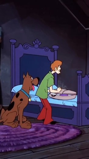 4.7K views · 11K reactions | UMA BRUXA!!! 藍 Esse é de longe meu episódio favorito de Halloween!  Série: O Show do Scooby-Doo Episódio: Como Expulsar Uma Bruxa (3x04) Disponível na @hbomaxbr . . . #scoobydoo #fred #daphne #velma #salsicha #hbomax #animacao #classico #hannabarbera #animation #cartoonetwork #filme #movie #lancamento #netflix #liveaction #warner #série #halloween #diadasbruxas | Scooby-Doo Brasil | Facebook