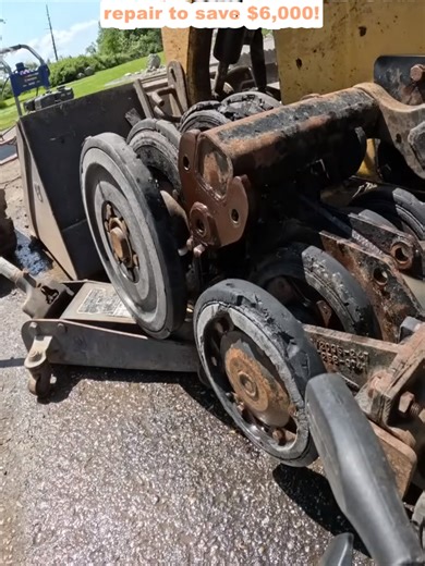 Broken FRAME! Can I fix it- CAT 287C DIY repair to save $6,000! (3)