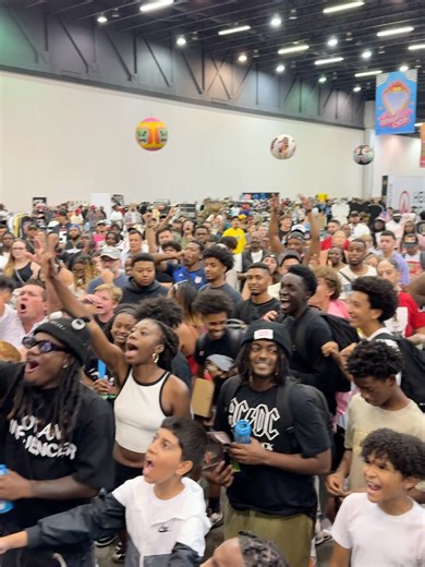 Sneaker Con on Reels | Facebook