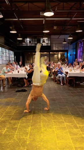 Live hi five #breakdance #dance #freestyle #flip #bboy #killasebi #sebijaeger