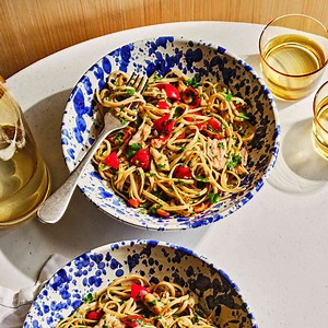 6 Best Foods to Eat for Fertility, According to a Dietitian