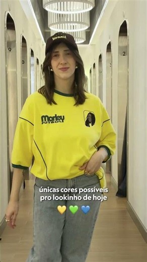 Únicos looks possíveis pra hoje