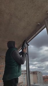 136K views · 200 reactions | #construction #building #uk #apprentice #trade #sitework #labourer #banter #plumbing | Banter Banter | Facebook