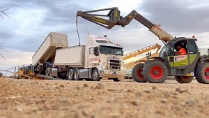 43K views · 1K reactions | Ah Farming, you've got a bloody love it! The challenges, the achievements, & the little perks that come with it  #farming #harvest #kenworth #trucks | Tones Truckin Stories | Facebook