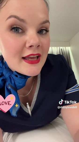 Understanding International Flight Service as a Flight Attendant