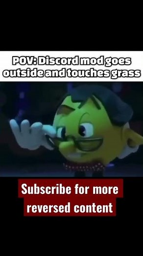 Nerd Pac-Man Meme but reversed