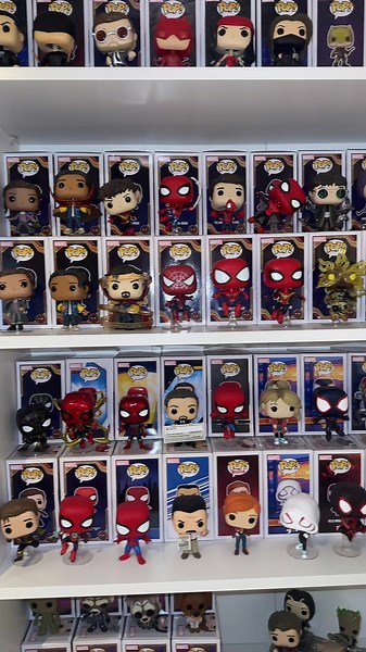 Marvel Room Decor Ideas with Spiderman Collection