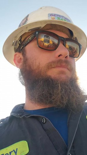 Easy way to install tracks. #heavyequipment #komatsu #dozer #feildwork #mechanic #easy #fyp