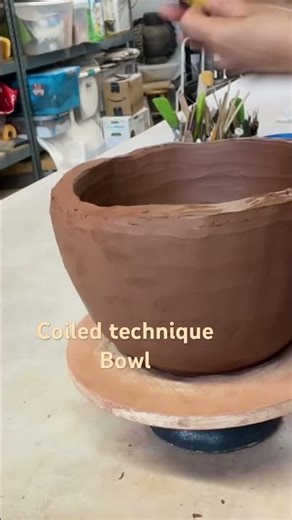 Coiled clay technique bowl. #ceramic #shortvideo #pottery #clay #handmade ‪@SetGozo‬