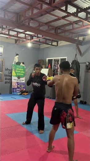 Teaching How to Distance Coverage By Coach Sandip Tamang.#muaythai #kapanmuaythai #teamsandip