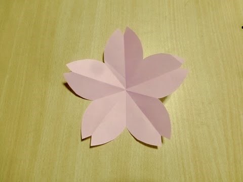 Comment faire Fleurs de cerisier. Origami. L'art de plier le papier.