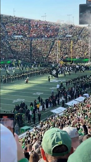 Why Autzen Stadium Is the Greatest College Football Stadium