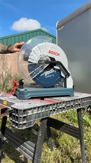 682K views · 6K reactions | Kruger Construction gets hands-on with the Bosch GCD18V-14N Dry Cut Saw — the first dry cutter on the market. Built for pros who demand clean, precise metal cuts with fewer sparks and less heat. See it in action  Video credit: @krugerconstructionofficial #BoschTools #DryCutSaw #MetalCutting #BoschPowerTools | Bosch Professional Power Tools and Accessories | Facebook