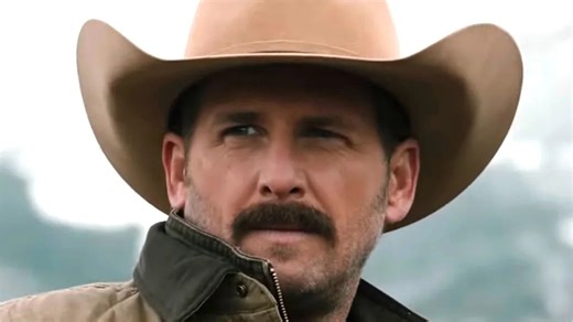 Costner & Lucas Had To Be Kept Separate During Yellowstone