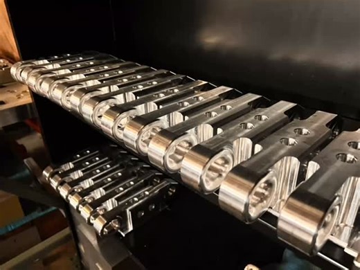 Hydra Hitch, Upgrade your trail game with this innovative, compact hitch that easily switches between soft and steel shackles. Say goodbye to carrying extra gear! With a 15,000lb rating and 7075 Aluminum construction, you're ready for the toughest adventures. #offroad #overland #offroading #hitch #hydrahitch | Monster Hooks Inc | Facebook