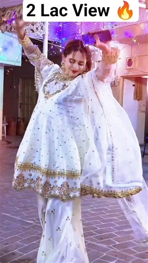 🔥 Pashto Mast Dance by Mardan Queen | Trending Pashto Song #shorts