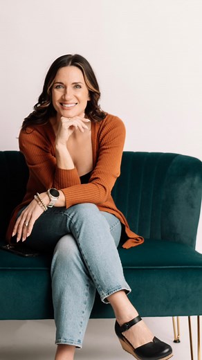 When Alaska shows up, she’s a show stopper. #alaskalife #alaskarealtor #wasillaalaska #palmeralaska #palmerreels #thebuttealaska #homegrownrealtor #bornandriased #signaturerealestate | Sarah M. Palenske Alaskan Realtor